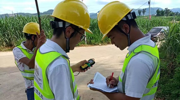 廣西太陽(yáng)能路燈陽(yáng)光巡檢